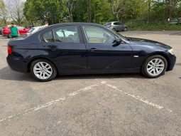 BMW 320i SE Auto full