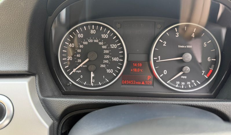 BMW 320i SE Auto full